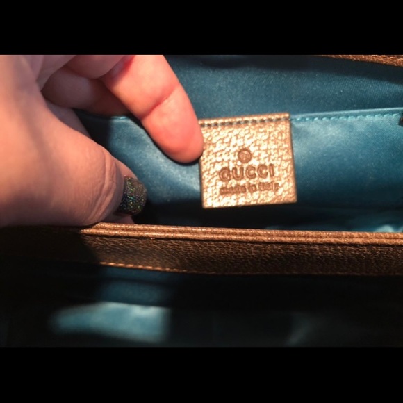 Beige Leather Crossbody Handbag - Picture 7 of 11